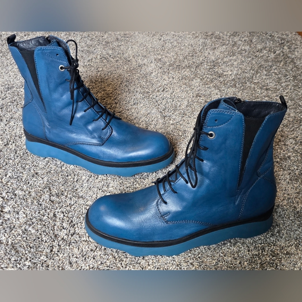 Wolky Akita WR Biker Boots with wavy sole, Womens Size 11  Petrol (Blue) Leather - Picture 2 of 11